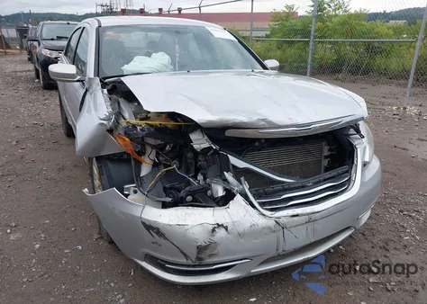 2012 Chrysler 200 Lx from USA, damaged, VIN 1C3CCBAG9CN261702
